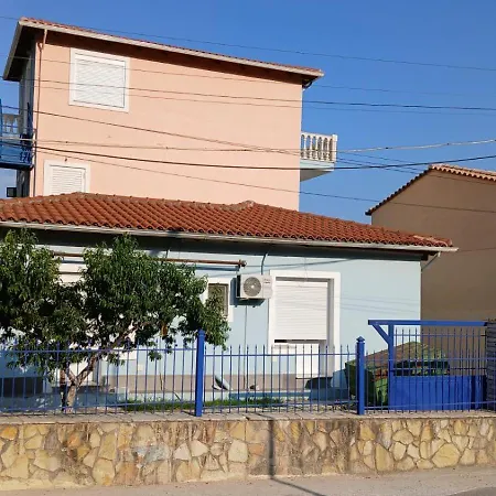 Christalex Apartment